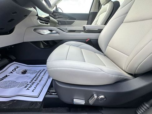 New 2026 Lincoln Nautilus Premier w/ Equipment Group 102A AWD/4WD image 12
