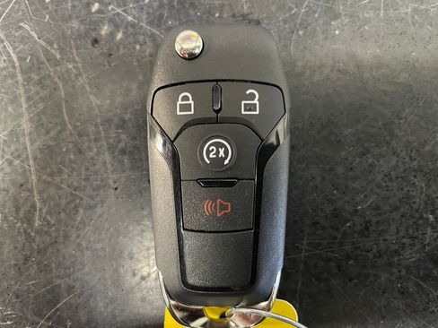 New 2025 Ford Ranger XLT image 12