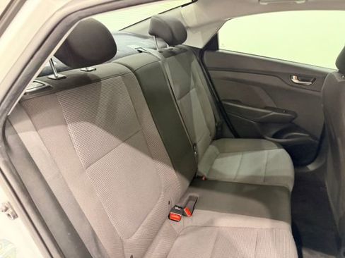 Used 2021 Hyundai Accent Limited image 40