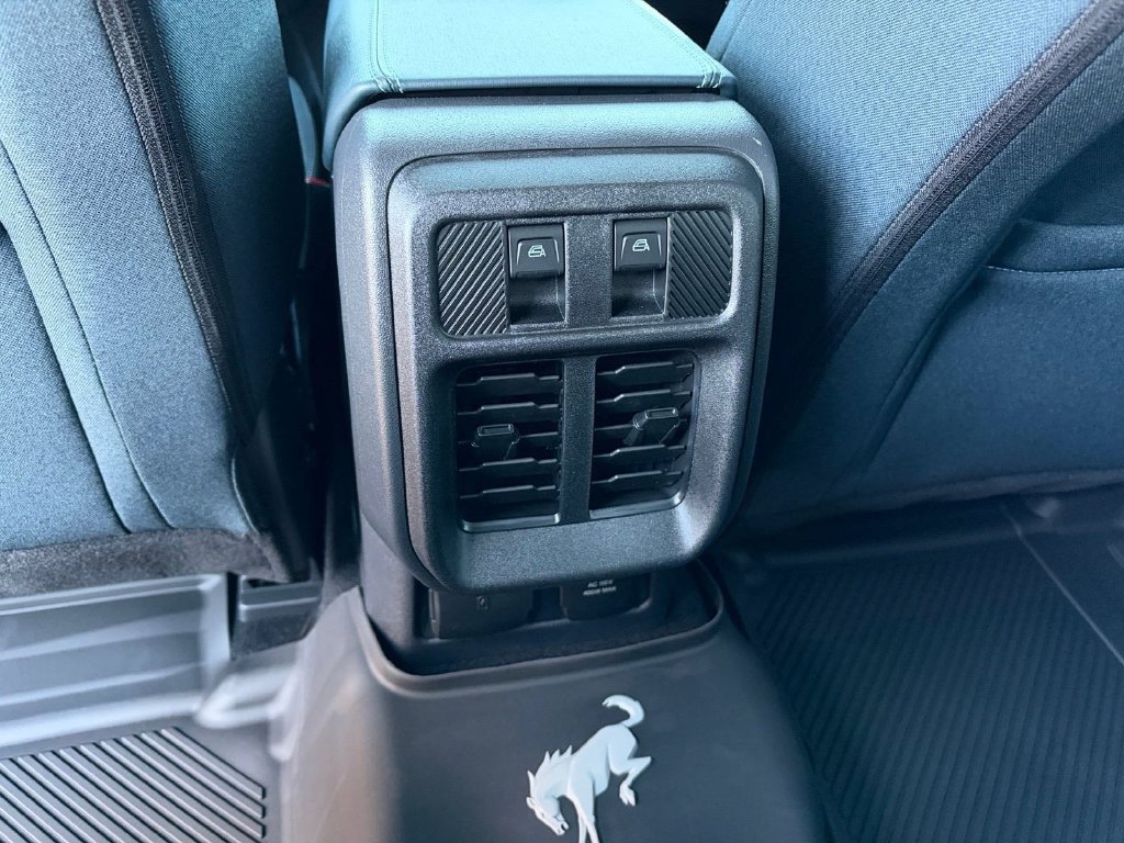 New 2026 Ford Bronco Heritage Edition AWD/4WD image 10