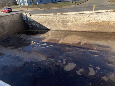 Used 2006 Ford F450 2WD Regular Cab Super Duty image 6