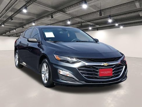 Used 2020 Chevrolet Malibu LS w/ LPO, Convenience Package 1 FWD image 2