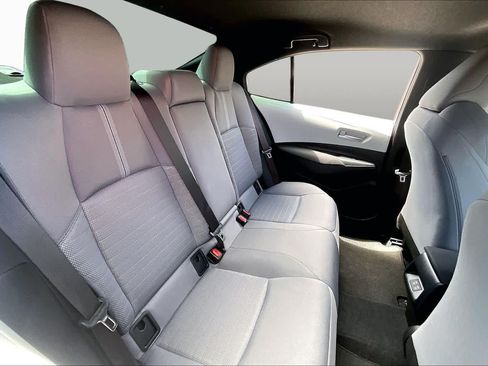 Used 2026 Toyota Corolla SE FWD image 19