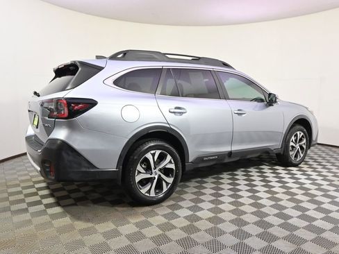 Used 2020 Subaru Outback Limited w/ Popular Package #2 image 7