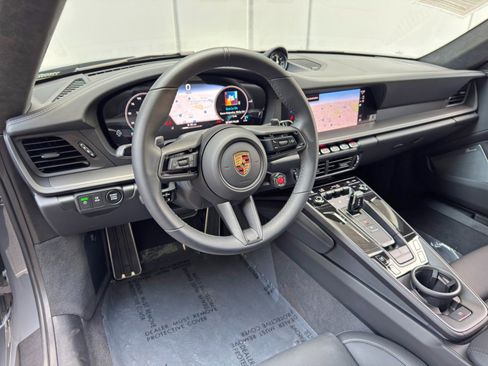 Used 2025 Porsche 911 Carrera 4 GTS AWD/4WD image 13