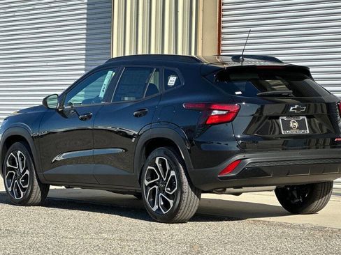 New 2026 Chevrolet Trax RS image 4