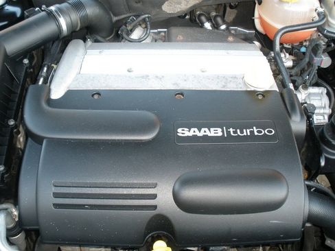 Used 2009 Saab 9-3 2.0T w/ Cold Weather Package FWD image 13