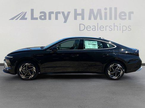 New 2026 Hyundai Sonata SEL FWD image 2