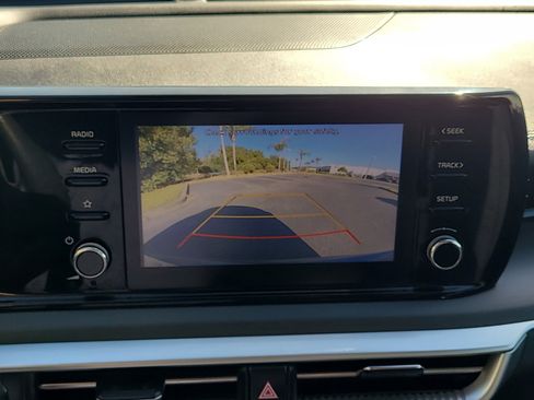 Used 2023 Kia K5 LXS image 22