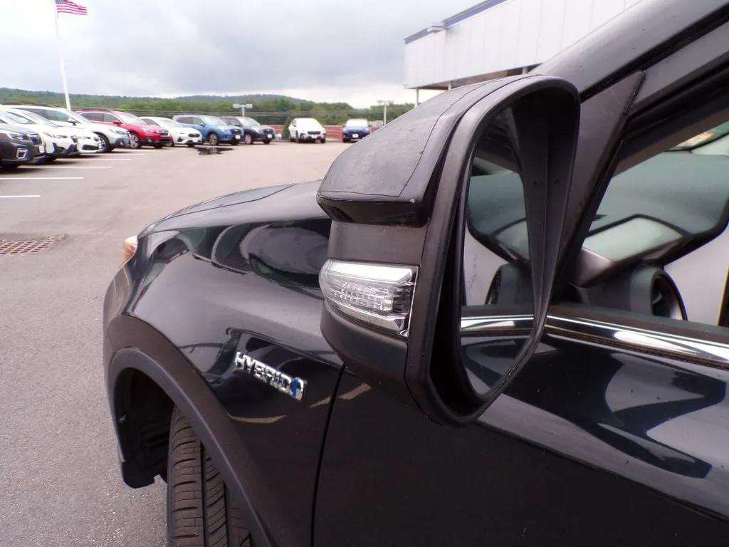 Used 2016 Toyota RAV4 Limited AWD/4WD image 24