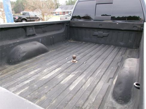 Used 2019 Chevrolet Silverado 3500 High Country w/ Duramax Plus Package image 8