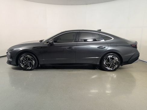 Certified 2024 Hyundai Sonata SEL w/ Convenience Package FWD image 4
