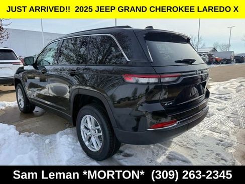 New 2025 Jeep Grand Cherokee Laredo X w/ Luxury Tech Group I image 14
