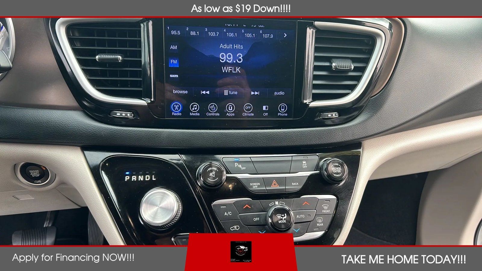 Used 2017 Chrysler Pacifica Touring-L FWD image 15
