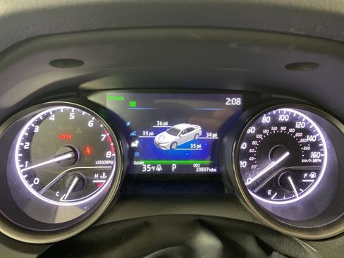 Used 2023 Toyota Camry SE image 25