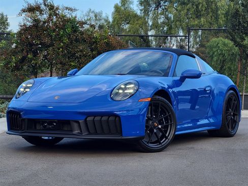 Certified 2025 Porsche 911 Targa 4 GTS image 1