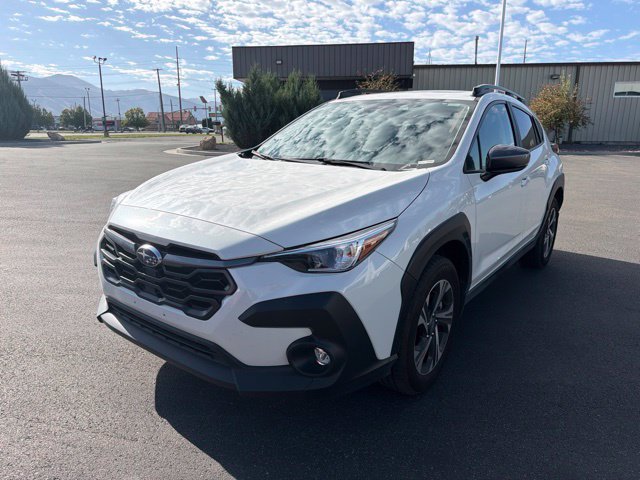 Used 2025 Subaru Crosstrek 2.5i Premium AWD/4WD image 3
