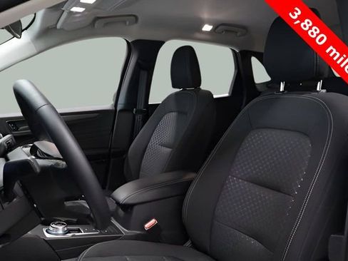 Used 2025 Ford Escape Active w/ Cold Weather Package image 10