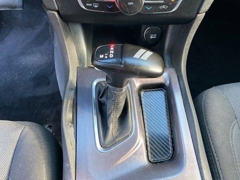 Used 2015 Dodge Charger SE w/ Popular Equipment Group image 21