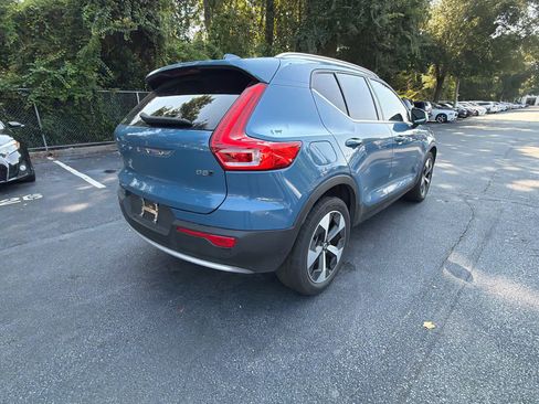 Used 2023 Volvo XC40 B5 Plus w/ Protection Package AWD/4WD image 14