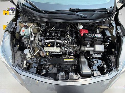 Used 2020 Nissan Versa S FWD image 31