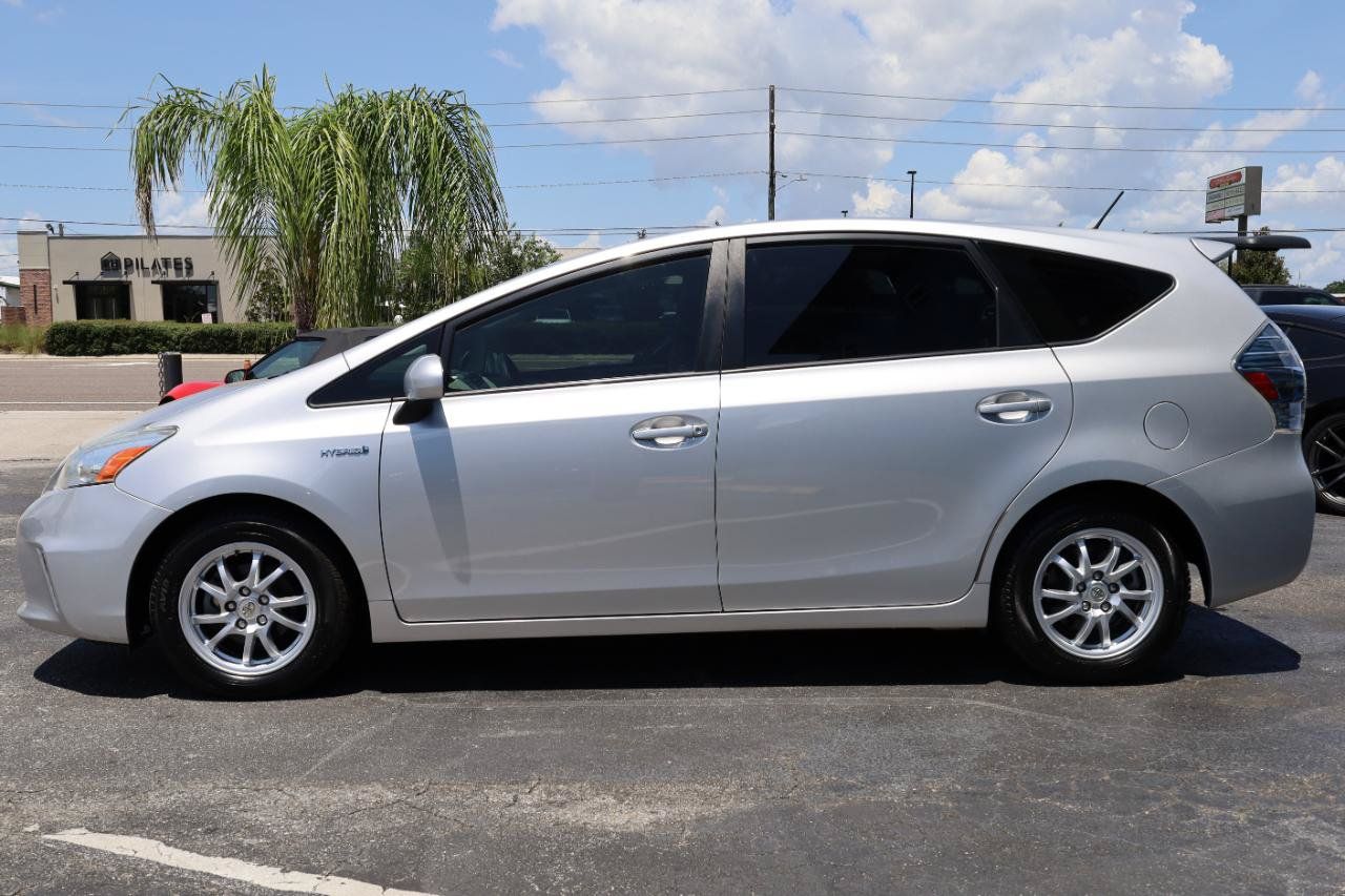 Used 2012 Toyota Prius V FWD image 3