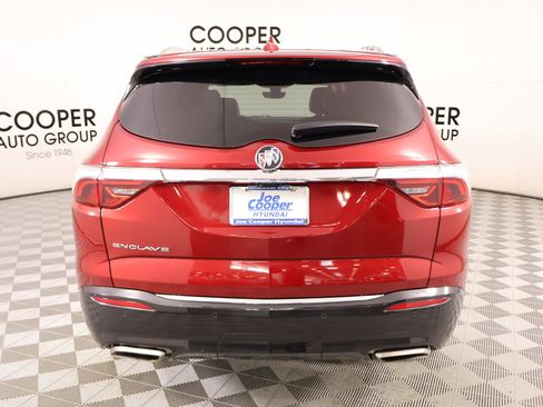 Used 2023 Buick Enclave Premium image 23