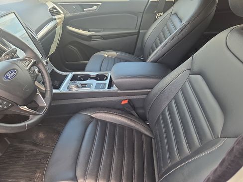 Certified 2022 Ford Edge SEL w/ Convenience Package image 12