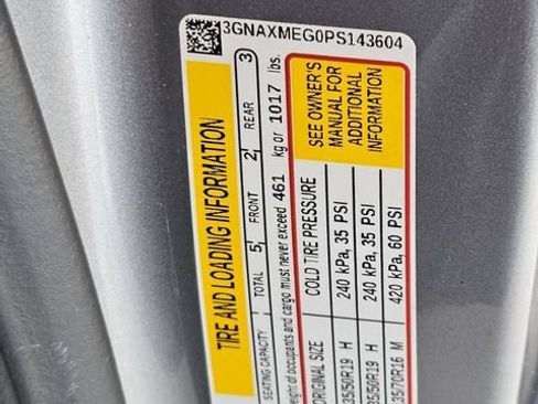 Used 2023 Chevrolet Equinox RS w/ RS Leather Package FWD image 15