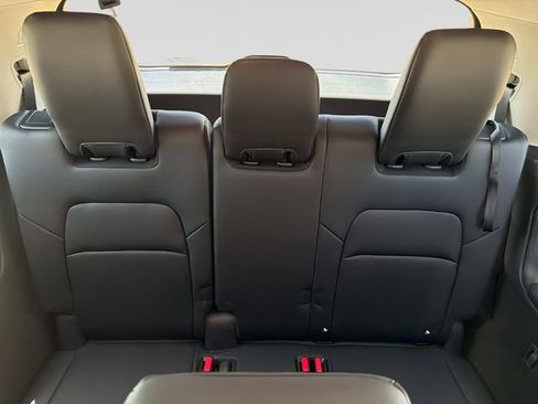 New 2026 Nissan Pathfinder SL AWD/4WD image 15