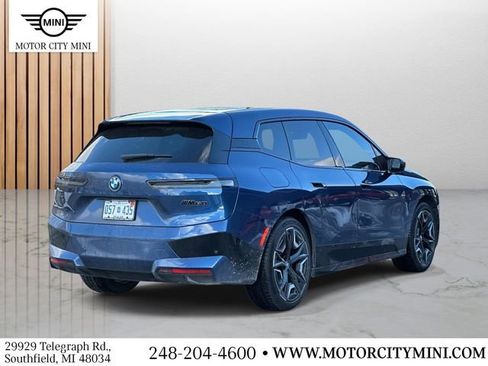 Used 2025 BMW iX M60 image 4