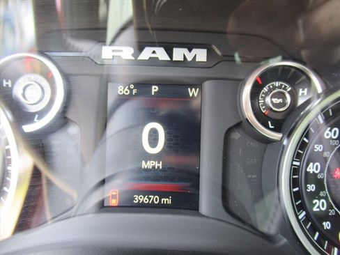 Used 2023 RAM 1500 Big Horn AWD/4WD image 25