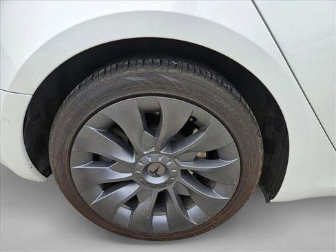 Used 2021 Tesla Model 3 Long Range image 24