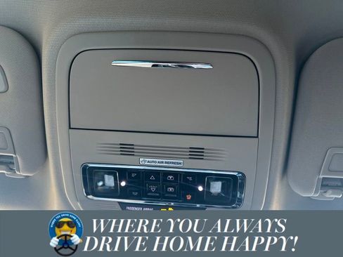 New 2025 Lincoln Corsair Reserve w/ Equipment Group 202A image 17