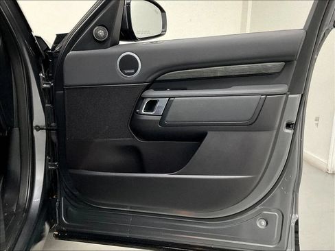 Used 2019 Land Rover Discovery HSE AWD/4WD image 19