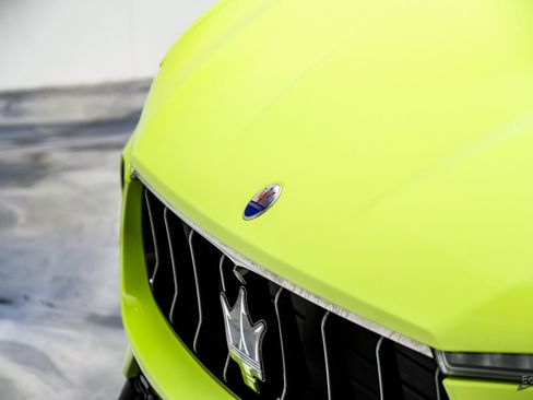 Used 2021 Maserati Levante S GranSport image 28