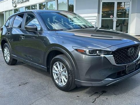 Used 2024 MAZDA CX-5 AWD 2.5 S w/ Preferred Package image 3