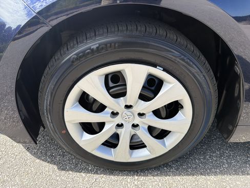 Certified 2024 Toyota Corolla LE FWD image 22