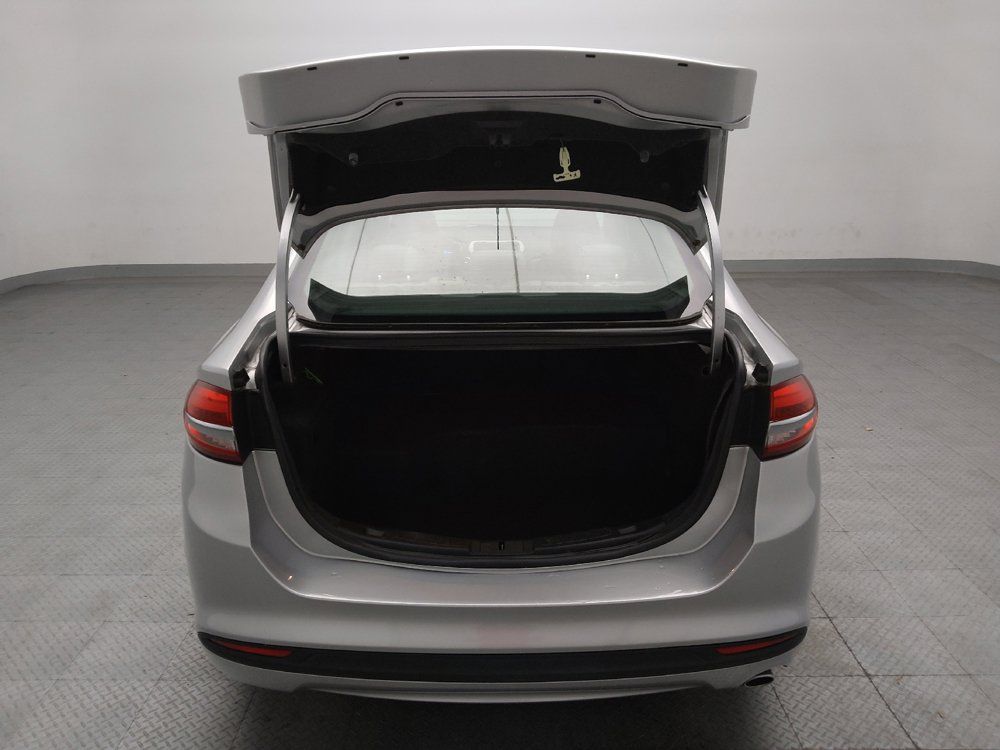 Used 2018 Ford Fusion S FWD image 29