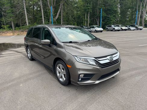 Used 2019 Honda Odyssey EX-L image 3