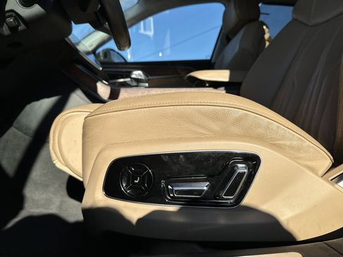 Used 2019 Audi A8 L 3.0T w/ Executive Package image 27