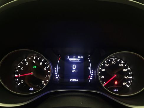 Used 2018 Jeep Compass Latitude FWD image 23