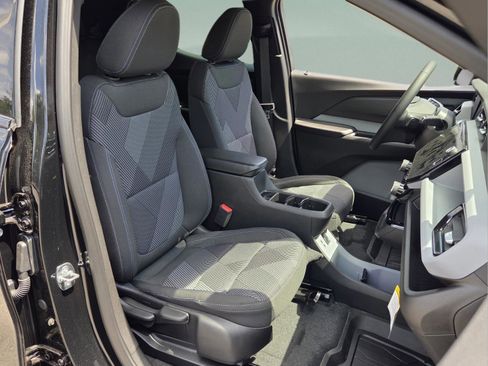 New 2027 Chevrolet Bolt LT w/ Comfort Package FWD image 15