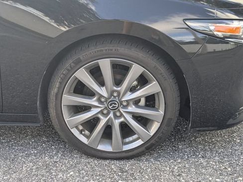 Used 2024 MAZDA MAZDA3 s FWD image 11