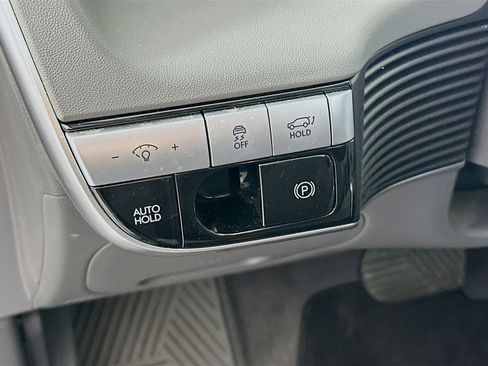 Used 2024 Hyundai Ioniq 5 SEL RWD image 17
