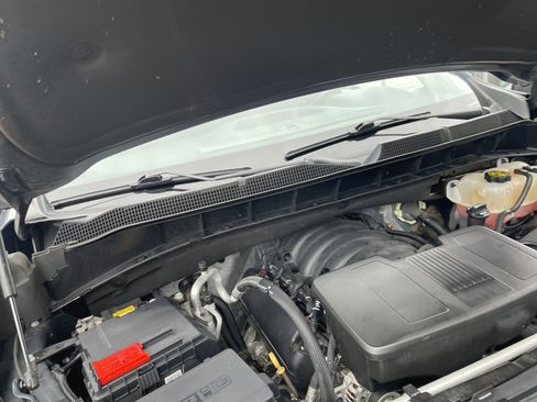 Used 2021 Chevrolet Silverado 1500 LT Trail Boss w/ Convenience Package II image 38