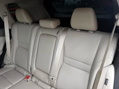 Certified 2023 Nissan Rogue SL w/ SL Premium Package image 11