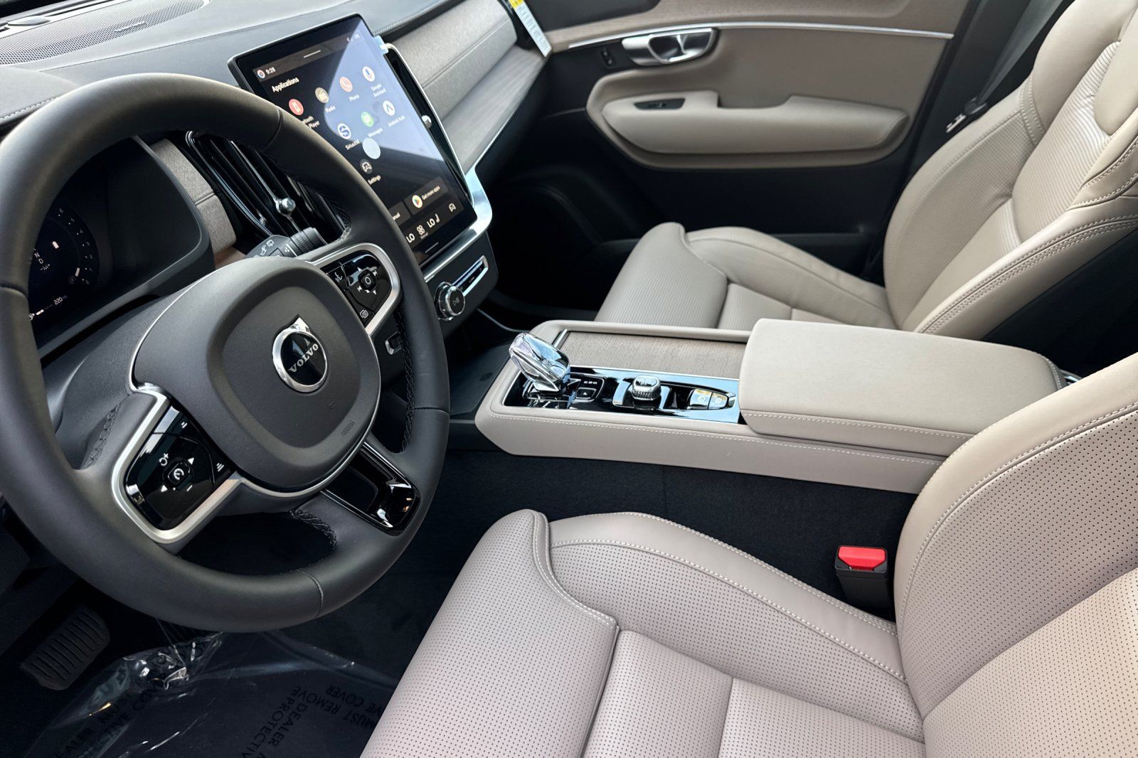 New 2026 Volvo XC90 B5 Ultra AWD/4WD image 7