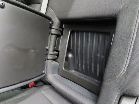 Used 2024 Chevrolet Silverado 2500 LT w/ Midnight Edition image 54