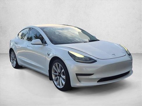 Used 2019 Tesla Model 3 Long Range AWD/4WD image 3